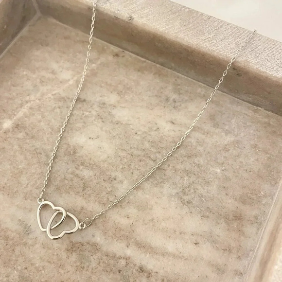 925 Sterling Silver Double Heart Linked Necklace Interlocking Hearts Necklace - Picture 3 of 16